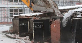 Снос гаража и вывоз мусора в Назрани - Быстро и качественно от Сварной-Нзр от 2108 рублей