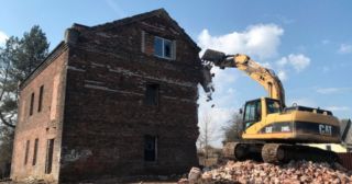 Демонтаж кирпичного дома Назрань, цена от 3004 руб.