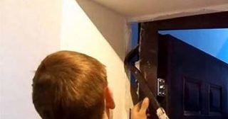 Демонтаж металлической двери в Назрани - стоимость от 2108 рублей